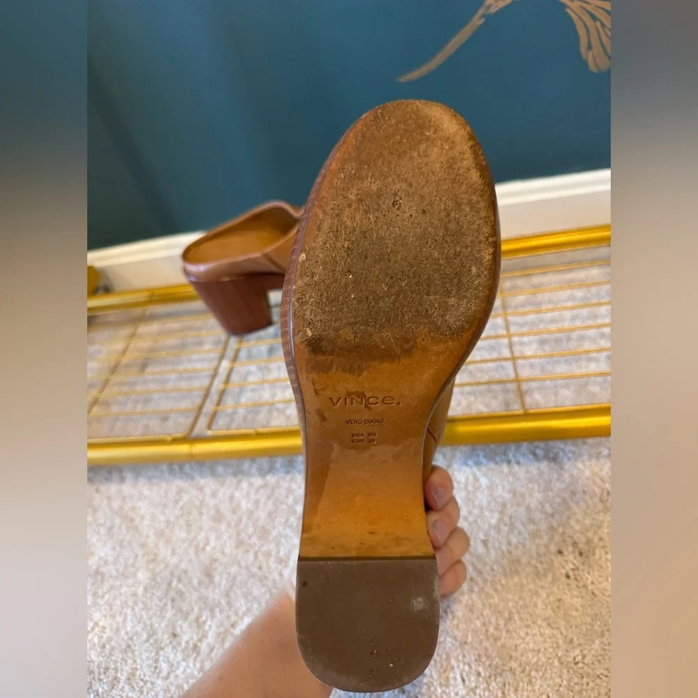 Vince Clogs - Picture 5 of 5